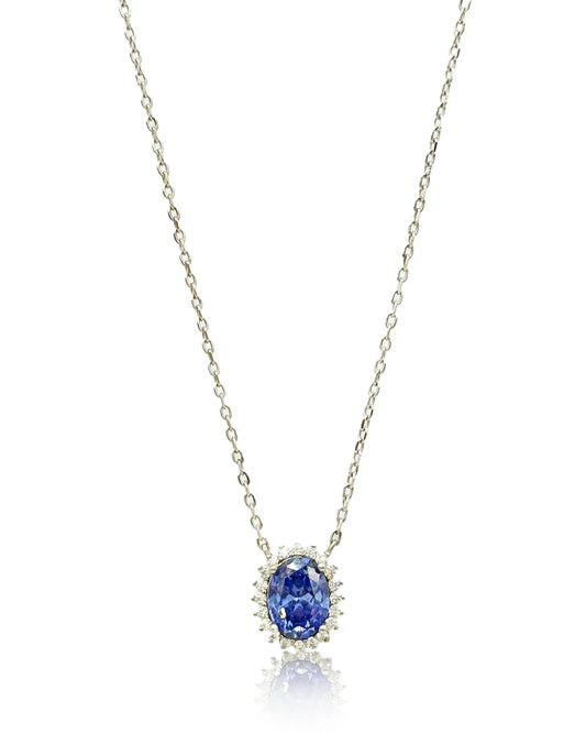 Classic princess oval pendant necklace